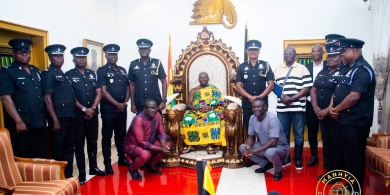 Otumfuo threatens to depose chiefs who use land guards.